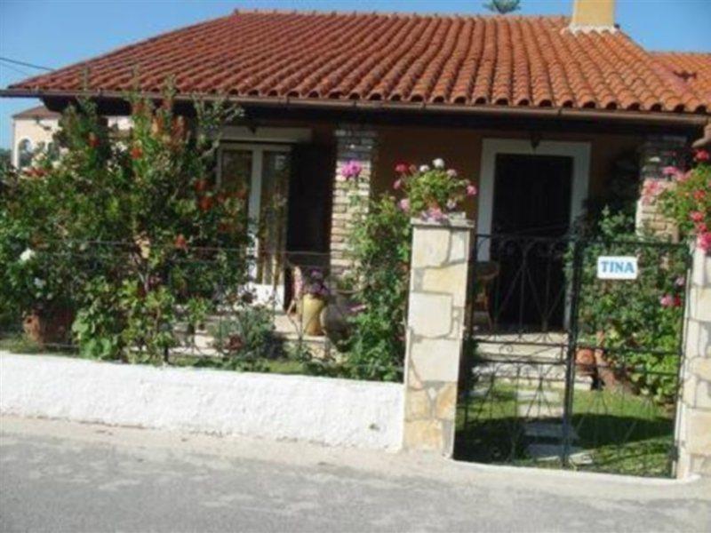 Villa Tina Acharavi  Bagian luar foto